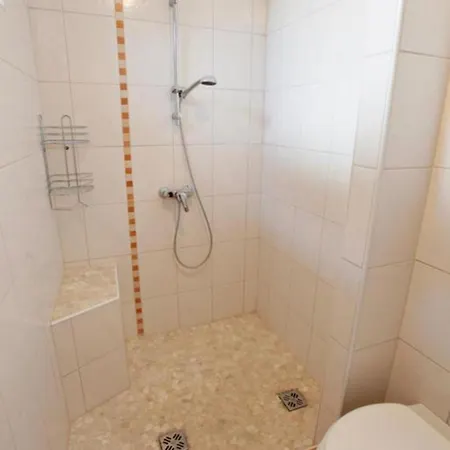 Urlaubsapartment Am Silbersee Villach Room photo